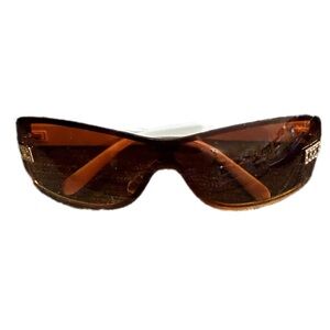 Elegant Brown Sunglasses